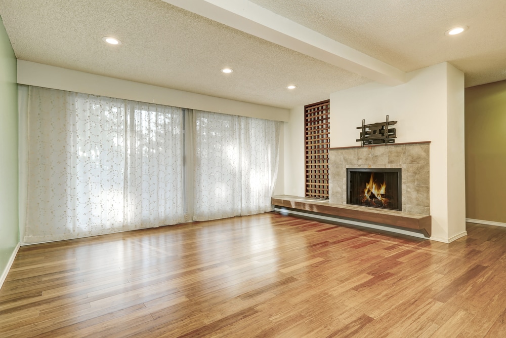Read more about the article Do you want a cleaning or new floors?